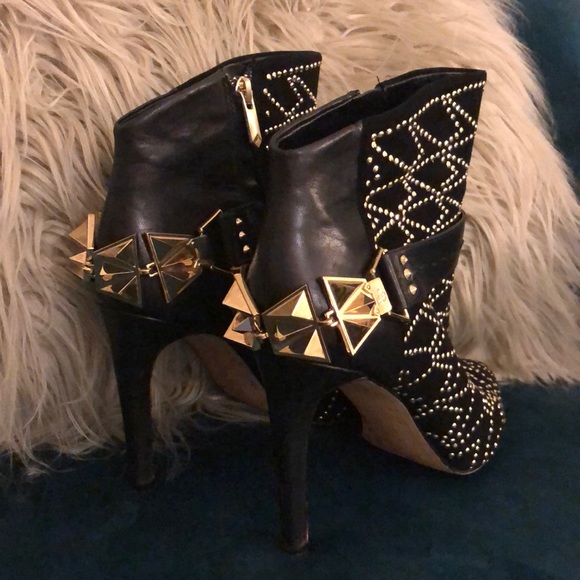 Sam Edelman Shoes - Sam Edelman Statement Bootie